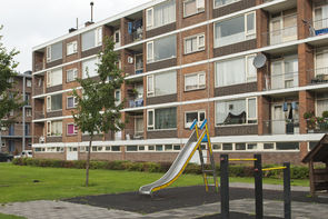 apartment building in maassluis for temporary rent